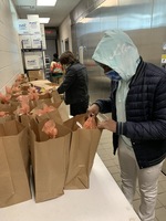 Students, staff work together for food delivery program